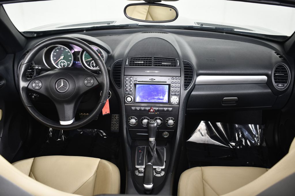 2009 Mercedes-Benz SLK-Class Image 23