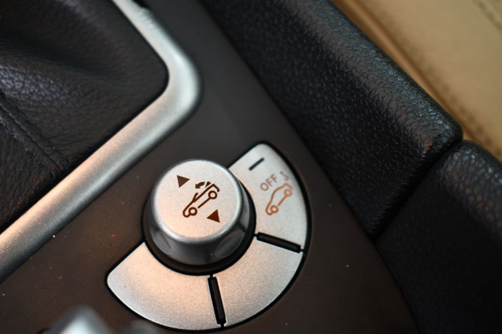 2009 Mercedes-Benz SLK-Class Image 39