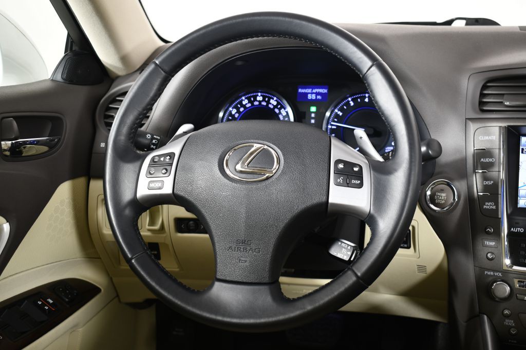 2011 Lexus IS Image 20