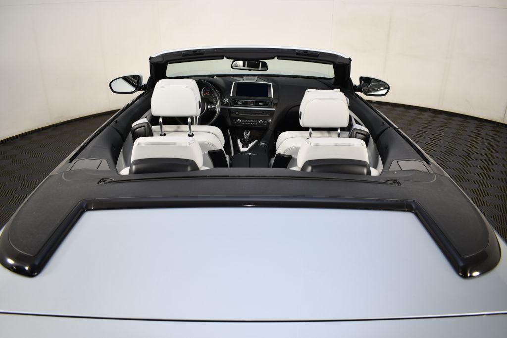 2012 BMW M6 Image 19