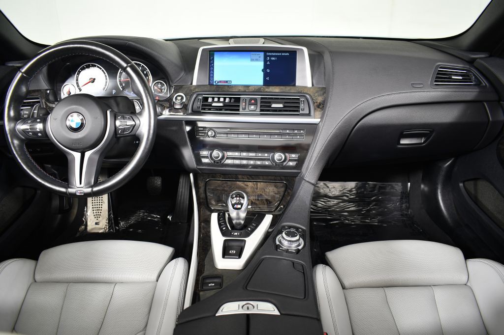 2012 BMW M6 Image 24