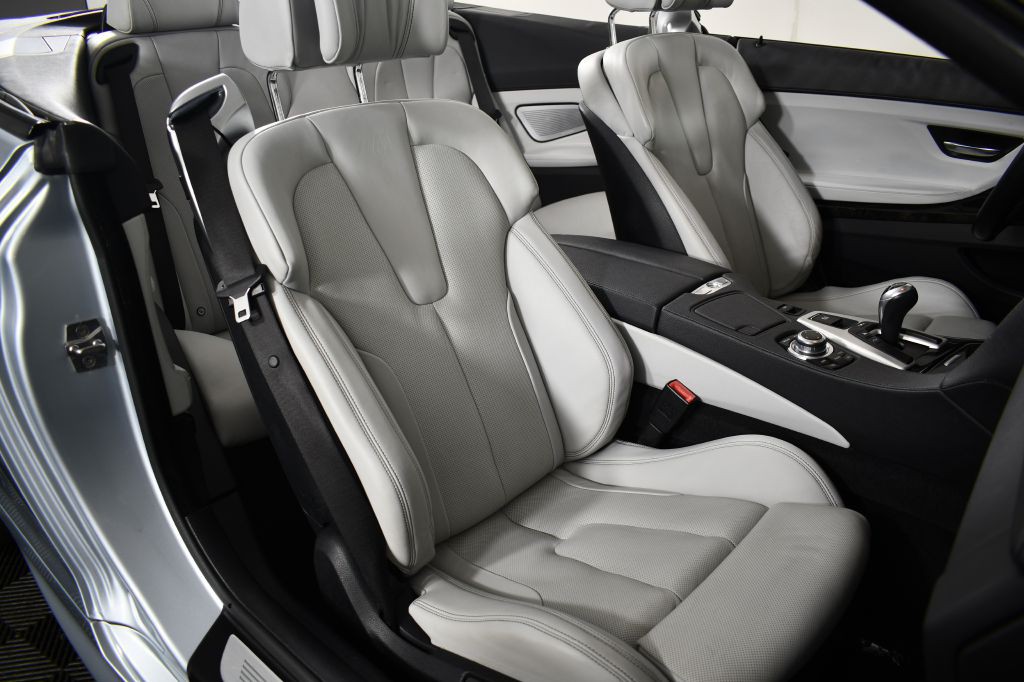 2012 BMW M6 Image 28
