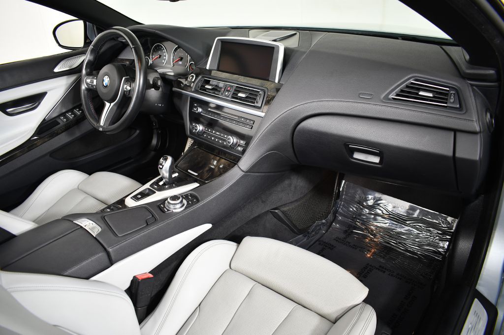 2012 BMW M6 Image 29