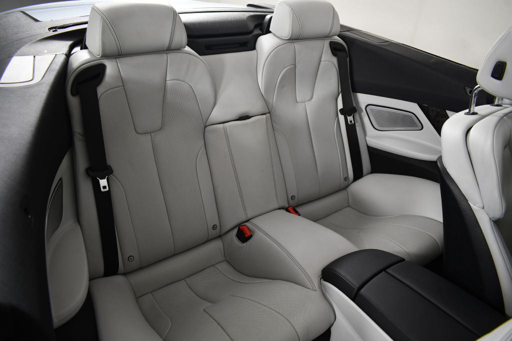 2012 BMW M6 Image 30