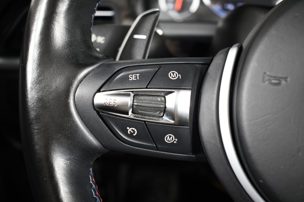 2012 BMW M6 Image 32
