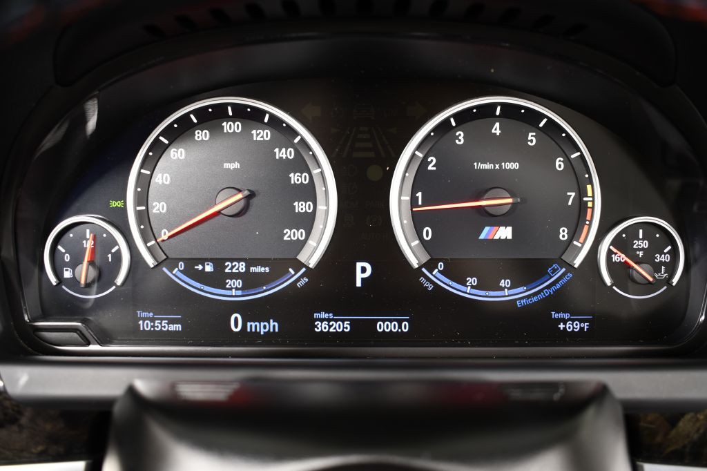 2012 BMW M6 Image 35