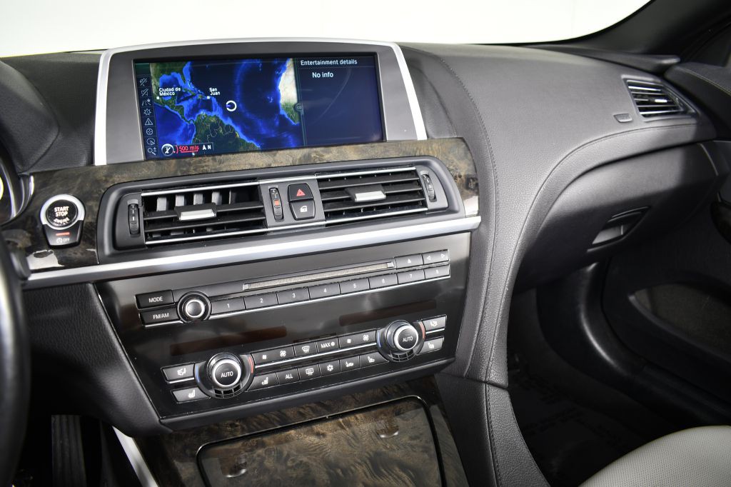 2012 BMW M6 Image 36