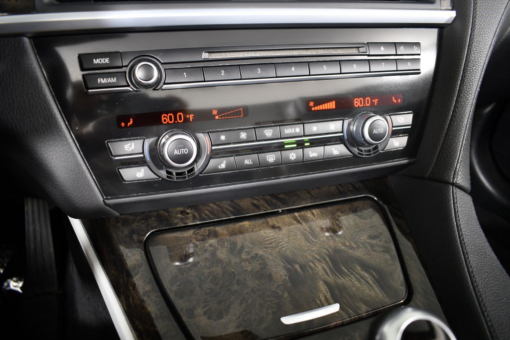 2012 BMW M6 Image 41