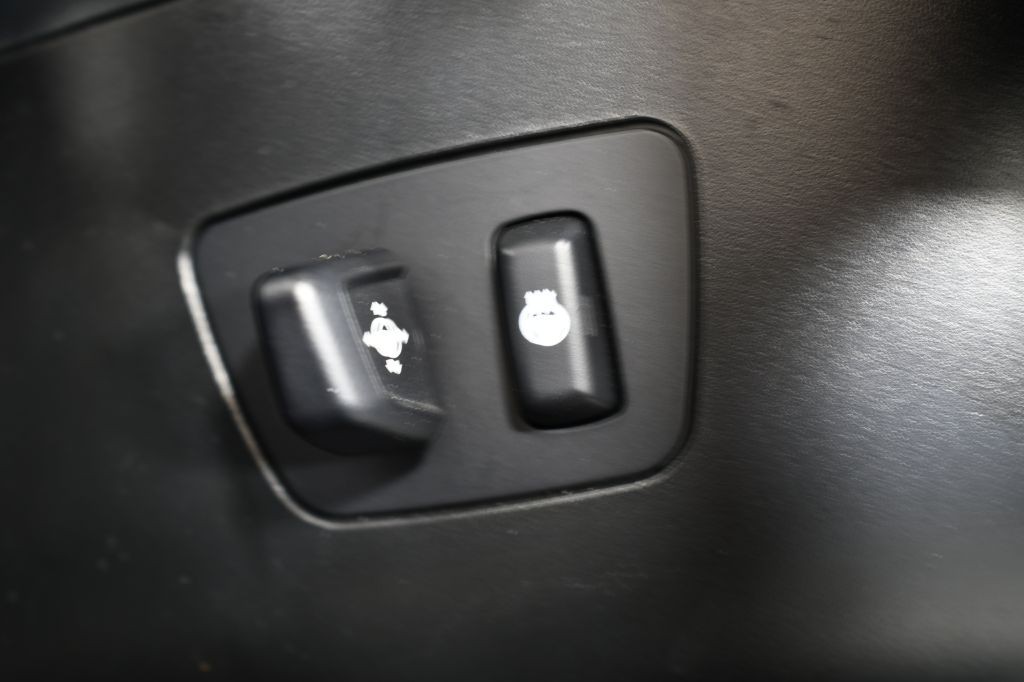 2012 BMW M6 Image 55