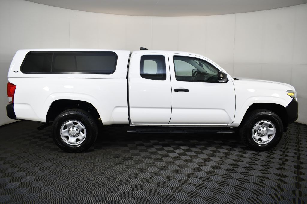 2016 Toyota Tacoma Image 5
