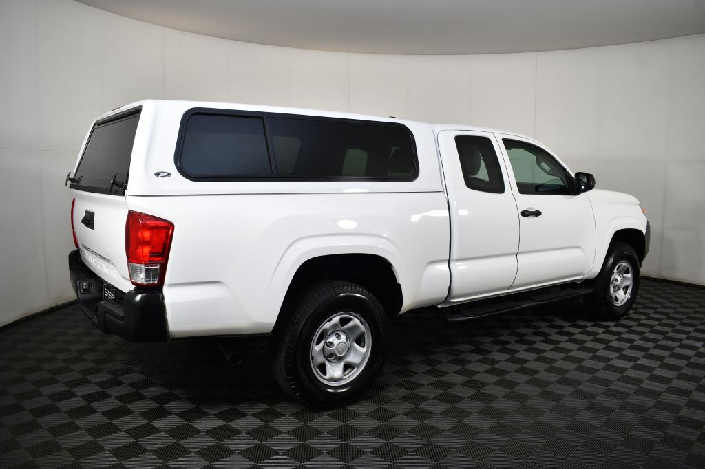 2016 Toyota Tacoma Image 7