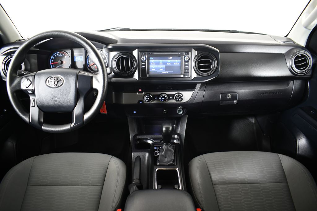 2016 Toyota Tacoma Image 15