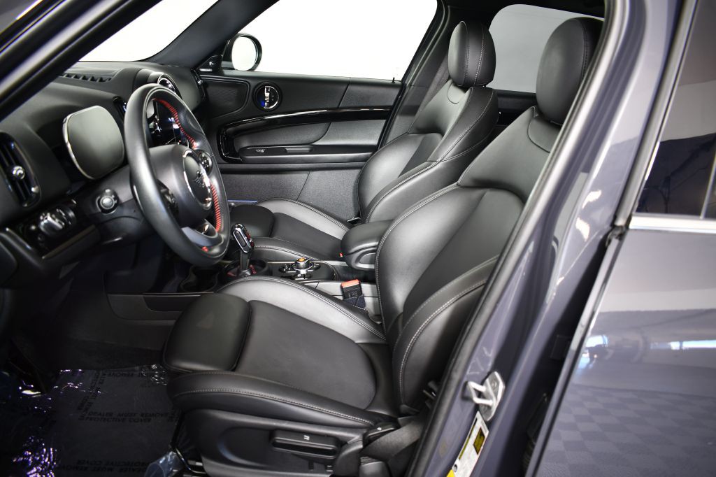 2021 MINI Cooper Image 20
