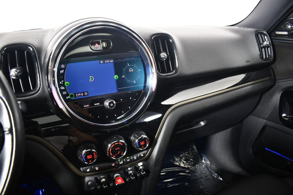 2021 MINI Cooper Image 29