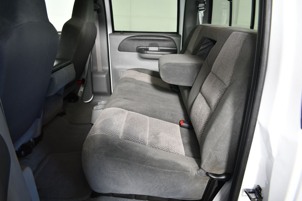 2002 Ford F-350 Image 23