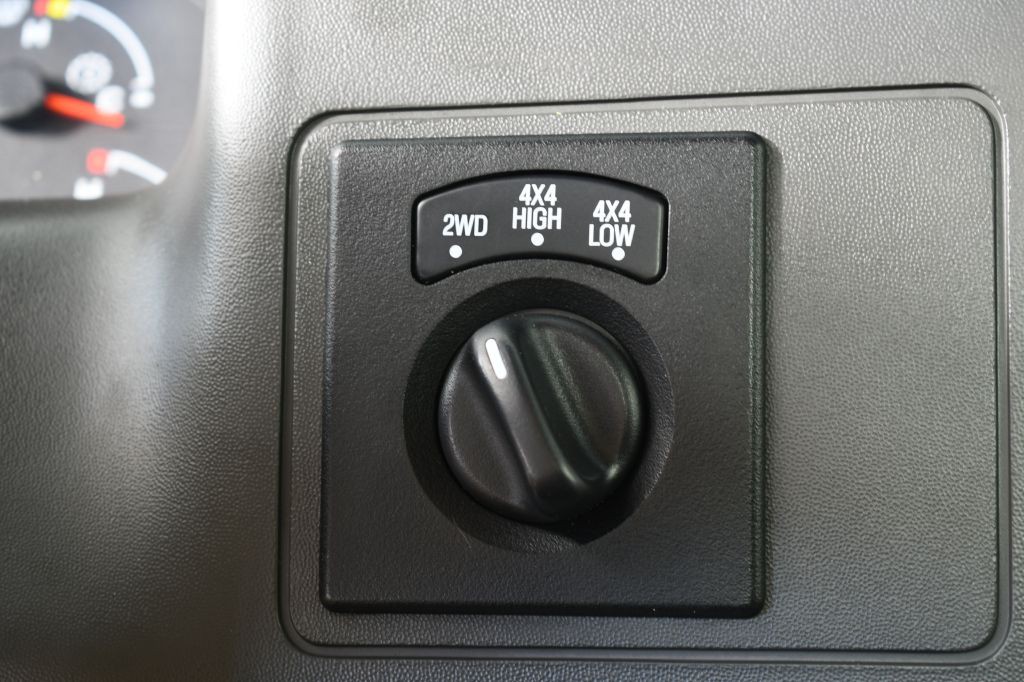 2002 Ford F-350 Image 31