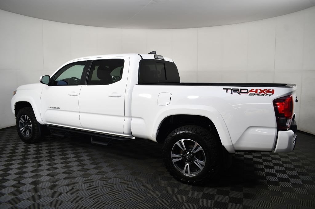 2019 Toyota Tacoma Image 8
