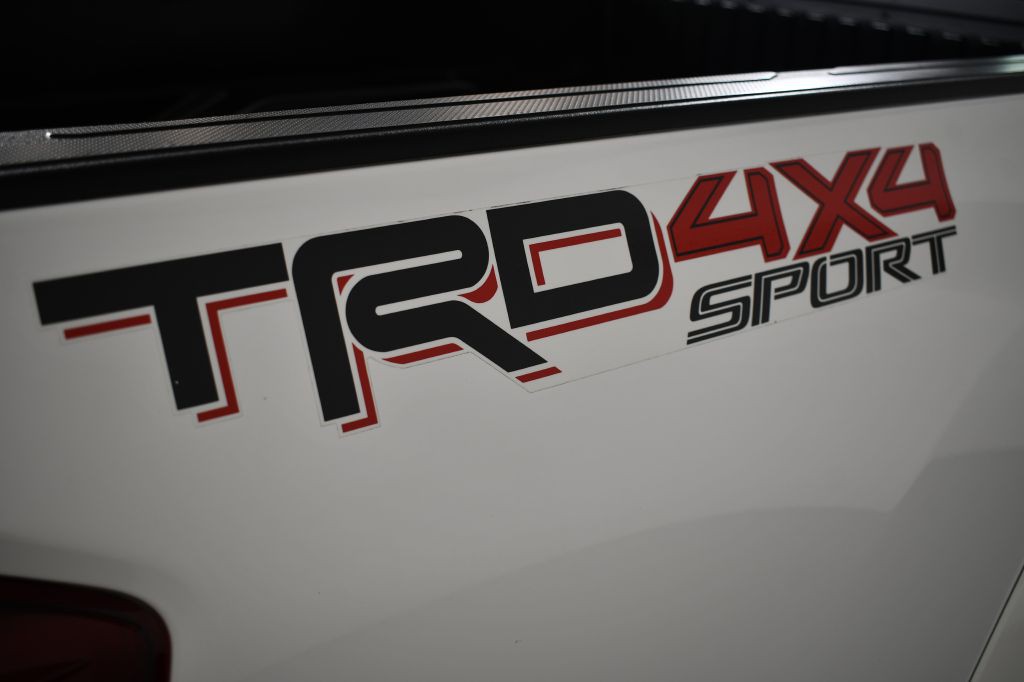 2019 Toyota Tacoma Image 13