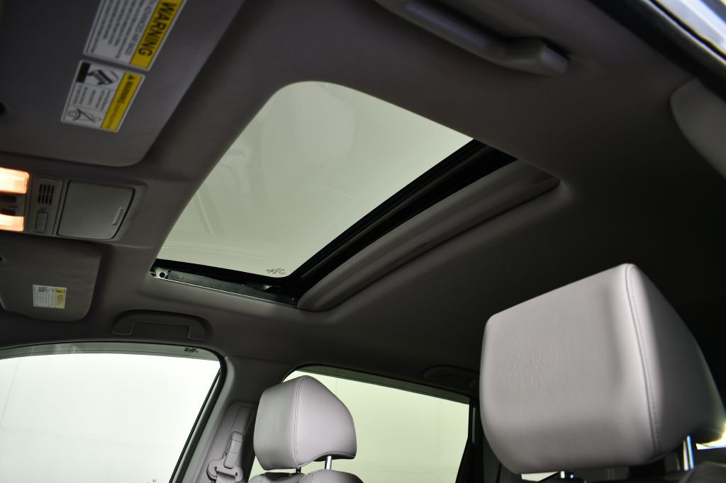 2017 Honda CR-V Image 30