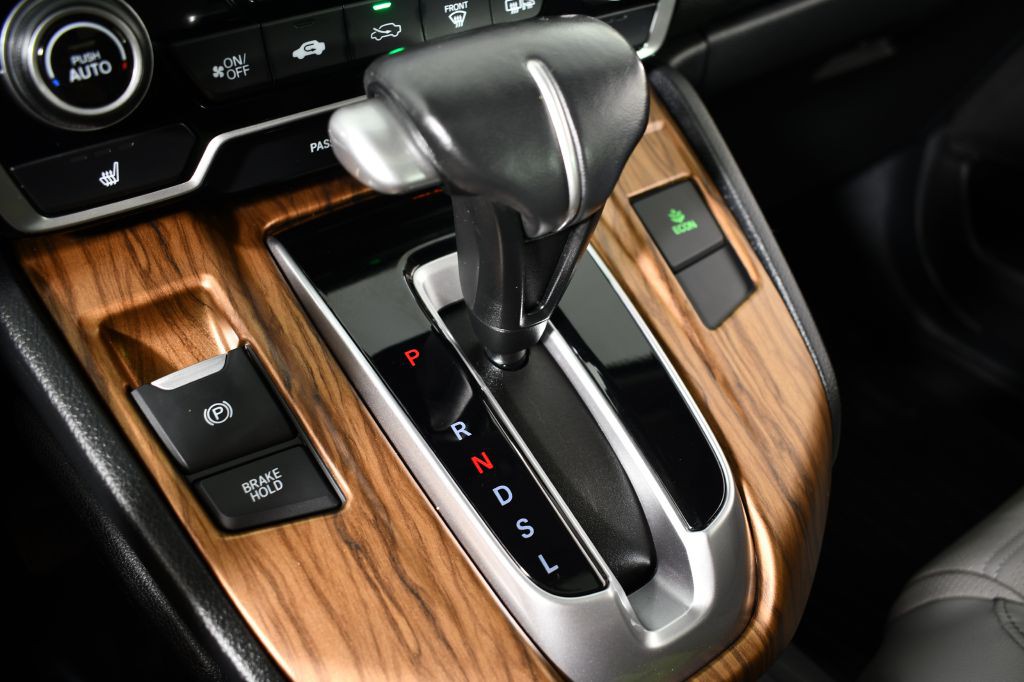 2017 Honda CR-V Image 40