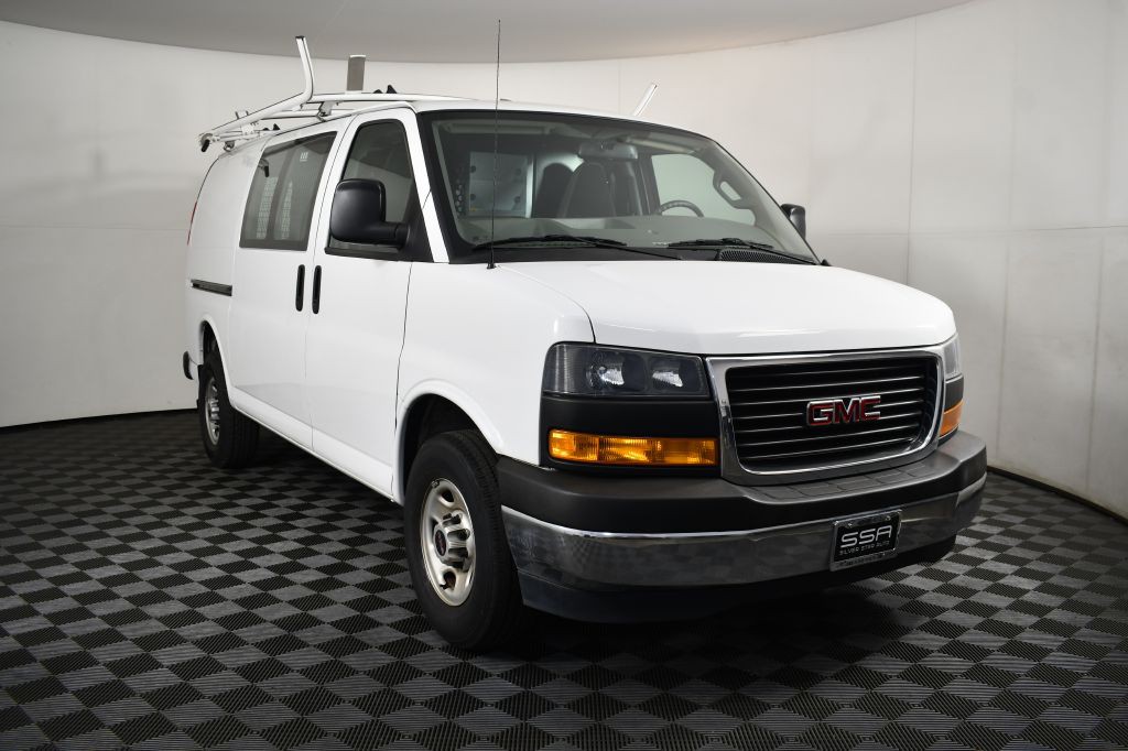 2019 GMC Savana Image 3