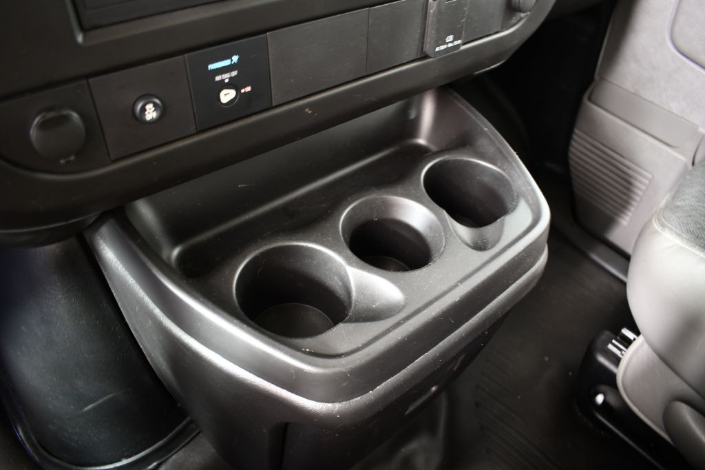 2019 GMC Savana Image 31