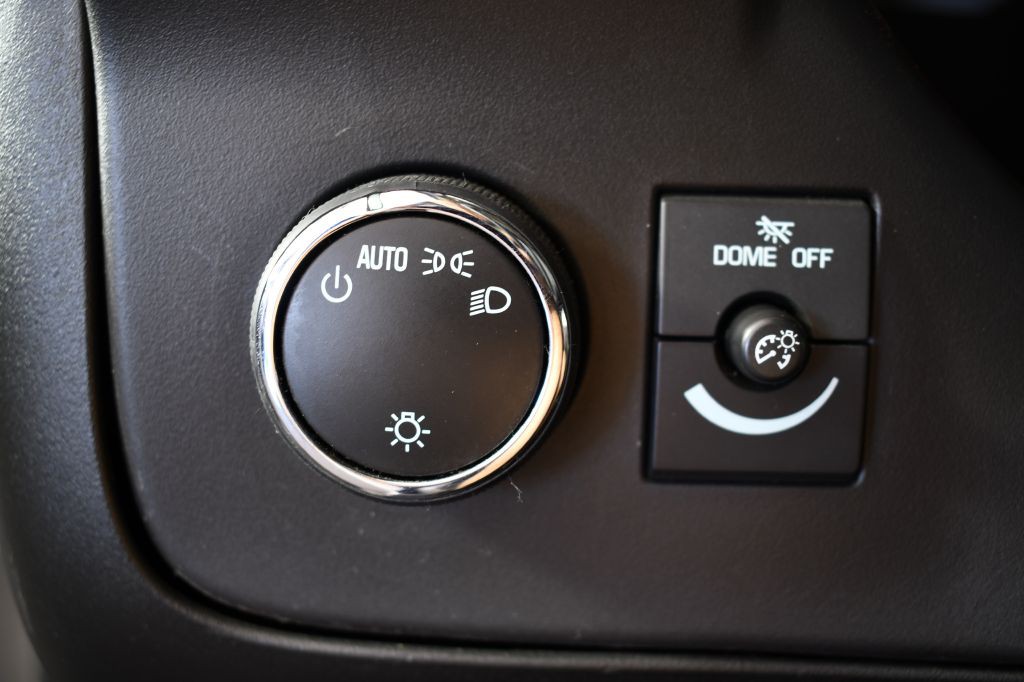 2019 GMC Savana Image 32