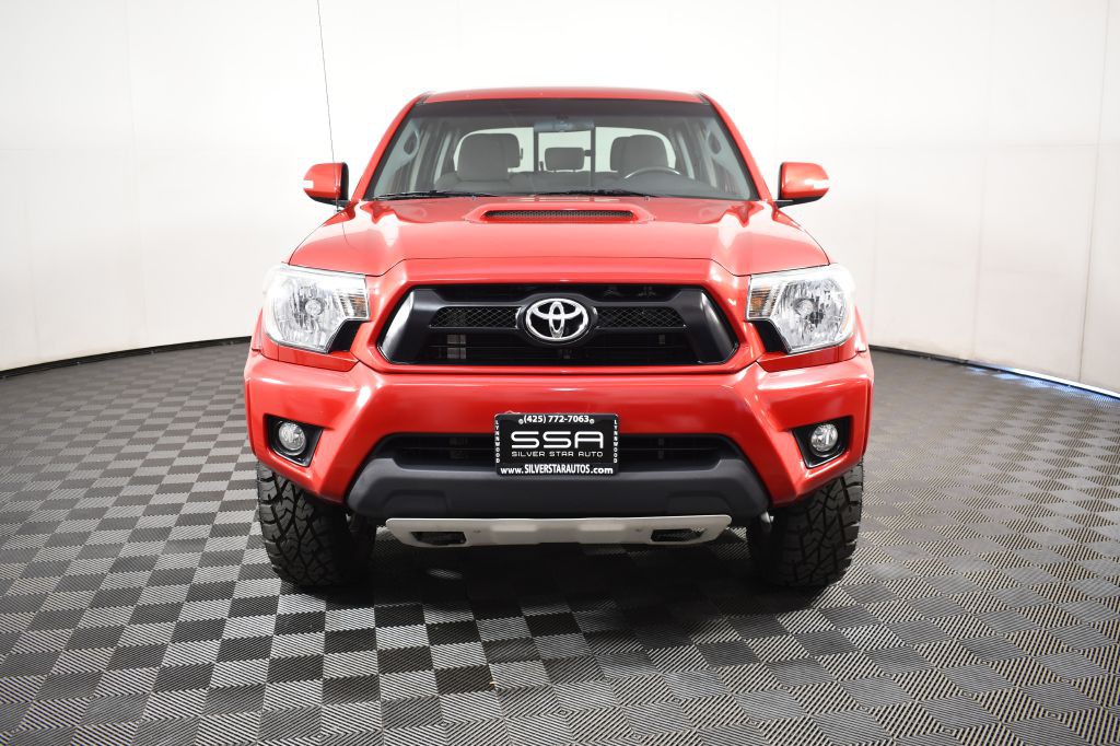 2015 Toyota Tacoma Image 2