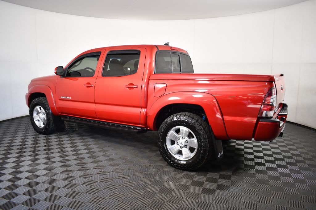 2015 Toyota Tacoma Image 10