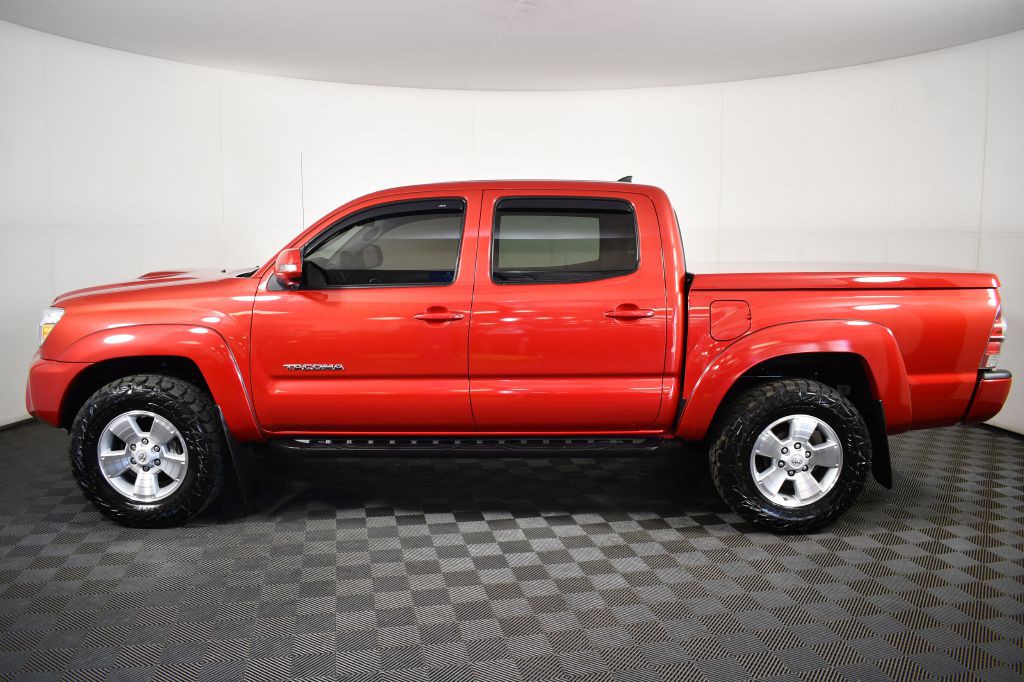 2015 Toyota Tacoma Image 11