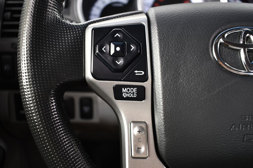2015 Toyota Tacoma Image 27