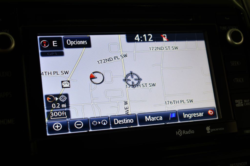 2015 Toyota Tacoma Image 31