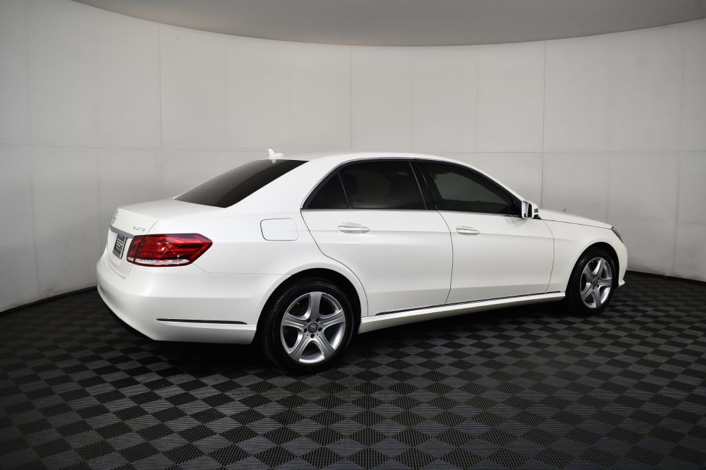 2015 Mercedes-Benz E-Class Image 6
