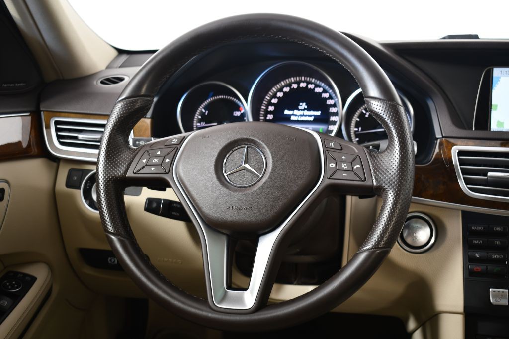 2015 Mercedes-Benz E-Class Image 18