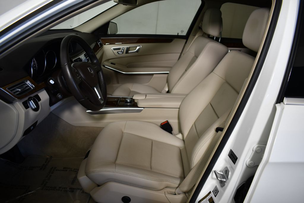 2015 Mercedes-Benz E-Class Image 19