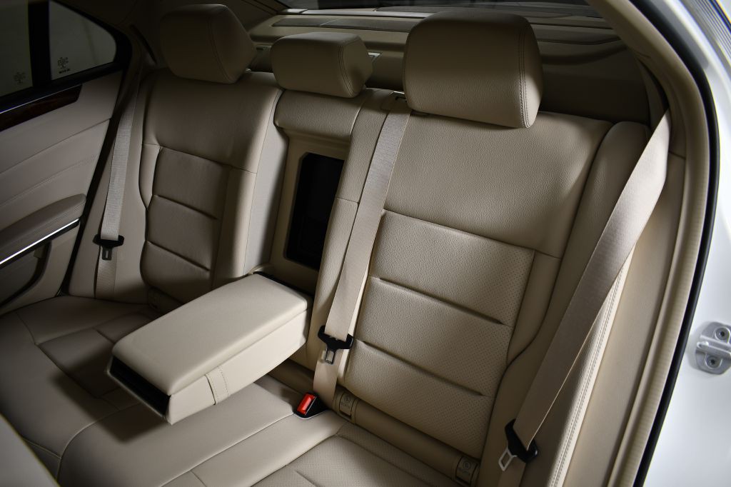 2015 Mercedes-Benz E-Class Image 27