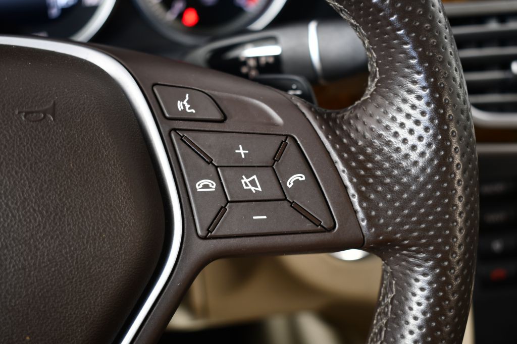 2015 Mercedes-Benz E-Class Image 29