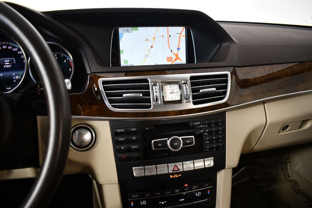 2015 Mercedes-Benz E-Class Image 36