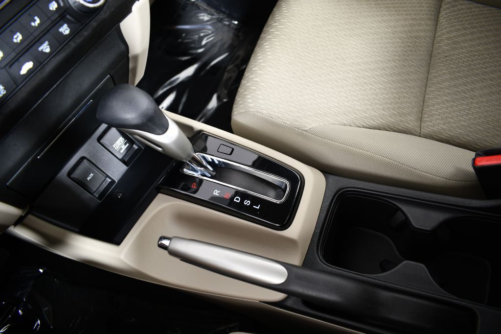 2014 Honda Civic Image 35