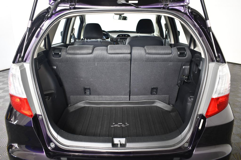 2013 Honda Fit Image 12
