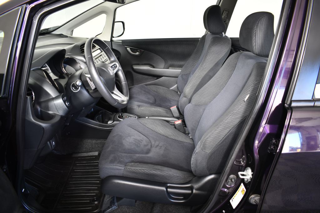 2013 Honda Fit Image 18