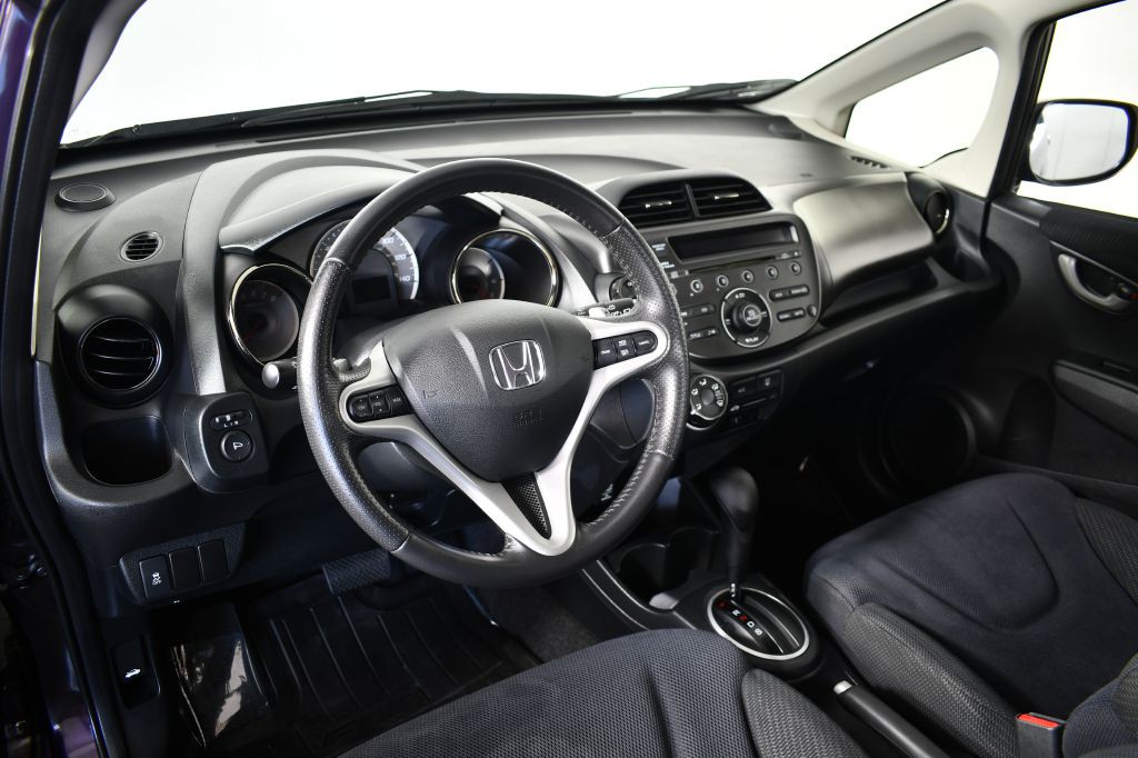 2013 Honda Fit Image 20