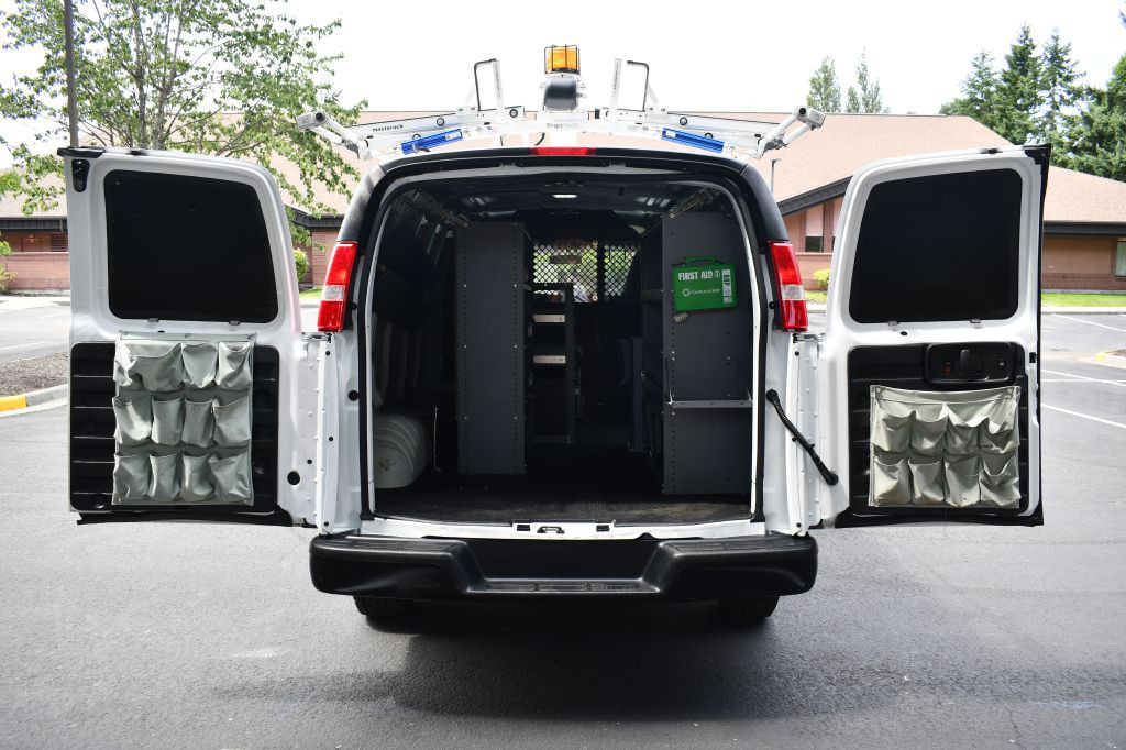2016 Chevrolet Express Image 12