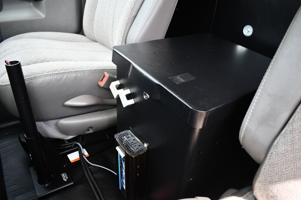 2016 Chevrolet Express Image 35