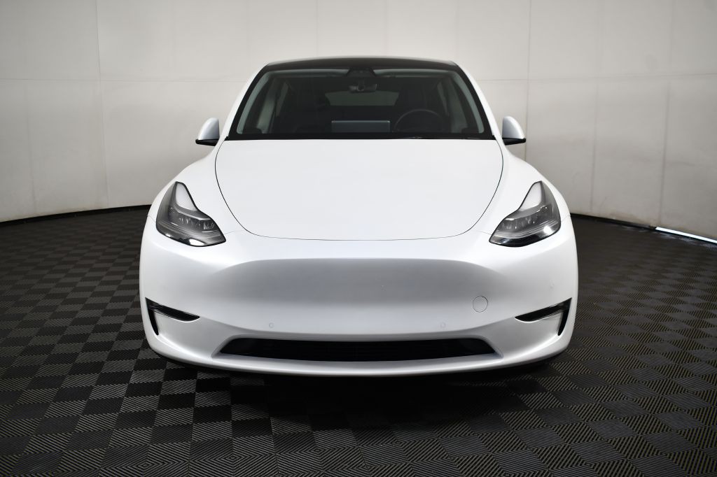 2022 Tesla Model Y Image 2