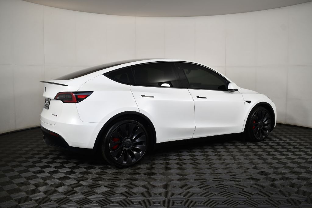 2022 Tesla Model Y Image 6