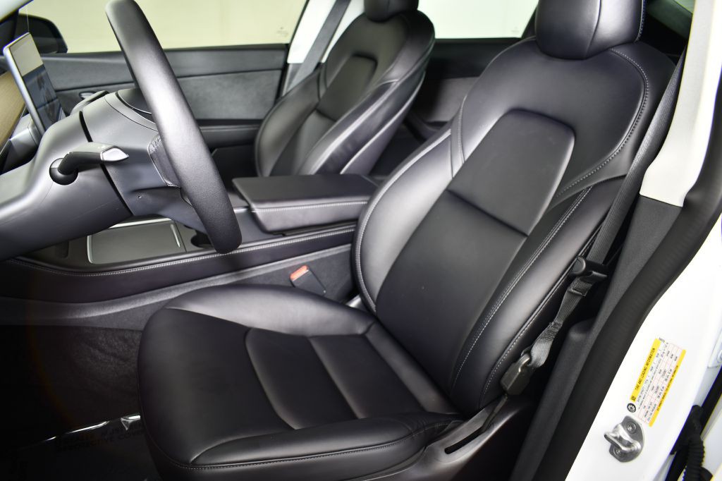 2022 Tesla Model Y Image 21