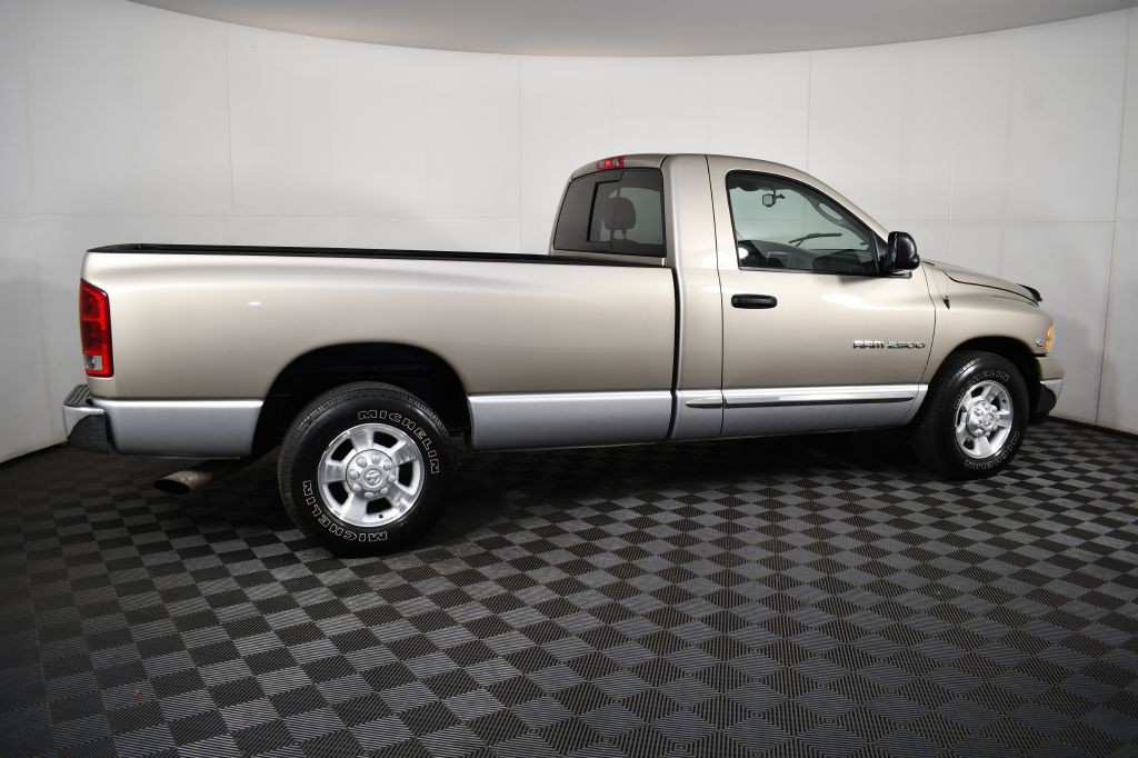 2004 Dodge Ram 2500 Image 5