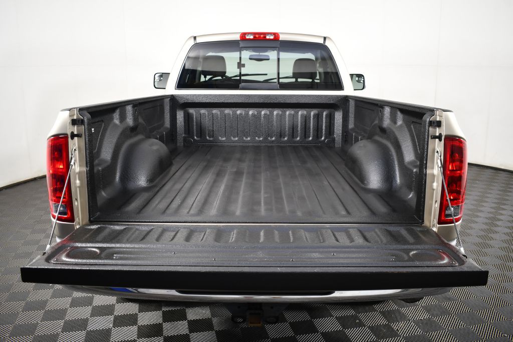 2004 Dodge Ram 2500 Image 9