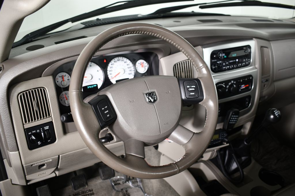 2004 Dodge Ram 2500 Image 28
